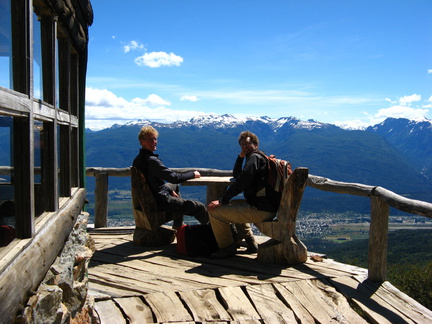 IMG 1134 Op balkon van de Refugio mooi uitzicht maar je waaide wel uit je onderbroek