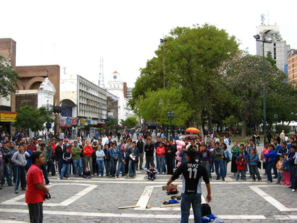 IMG 3964 Plein met straatartiesten Cordoba