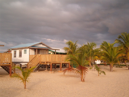 IM004497 Strand van Placencia