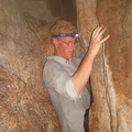 IM004450 Eelco through the cave