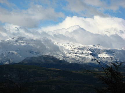 IMG 2044 Uitzicht vanuit de vallei op Cerro Castillo