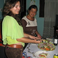 2008 Pan-Col 1047 - Na de vele pollo y carnes krijgen we eindelijke groente, bij Heribertos moeder.jpg