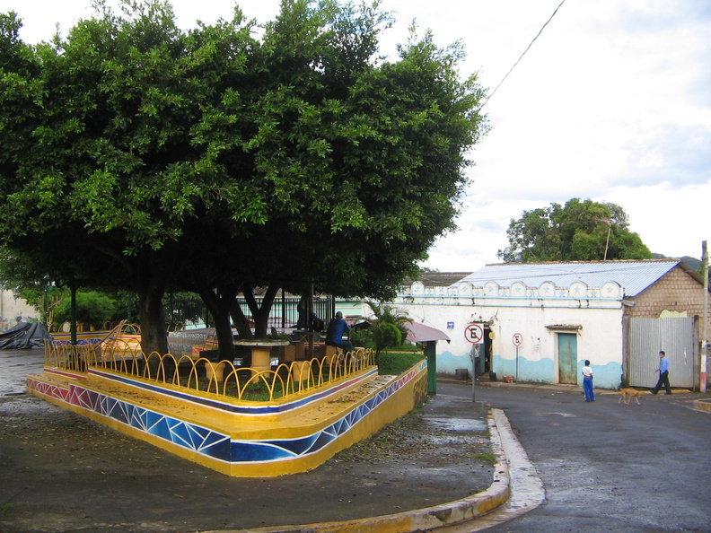 IMG 2556 Het Parque Central van Perquin