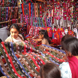 2004-12 Kerstmarkt in Chichicastenango