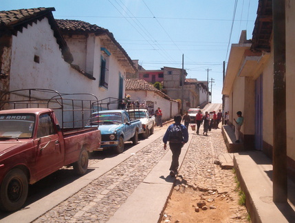 IM005609 straatje in Momostenango