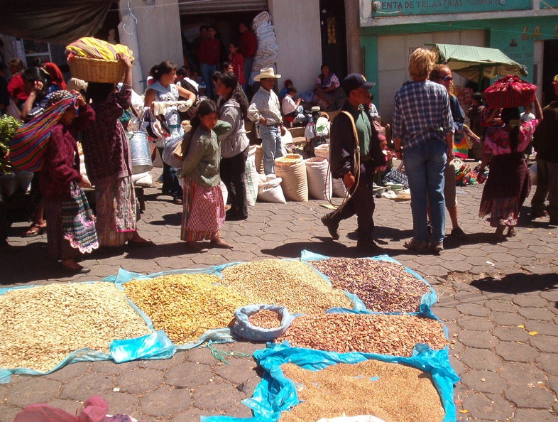 IM005421 Maiz at the market of San Francisco El Alto