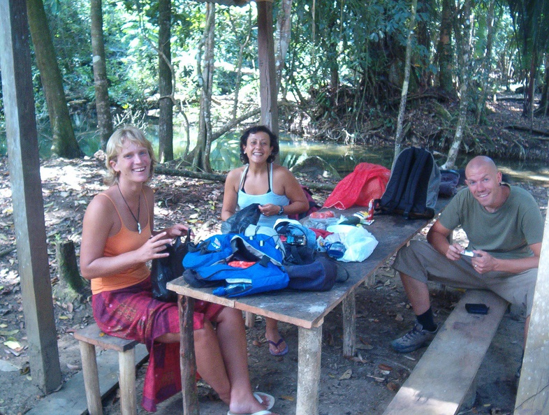 IM006157 Lunch bij Las Conchas Bas Lori and Bruno