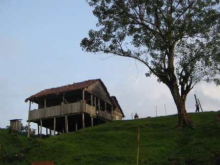 IMG 3352 Huis aan de rivier