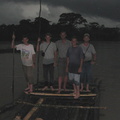 IMG 3392 Amerikaanse jongens die met een vlot de rivier zijn afgedreven
