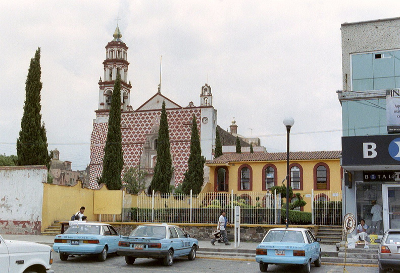 Amecameca_kerk.jpg