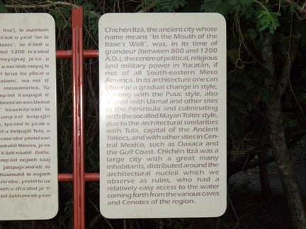 Chichen Itza info bord jm97 martin