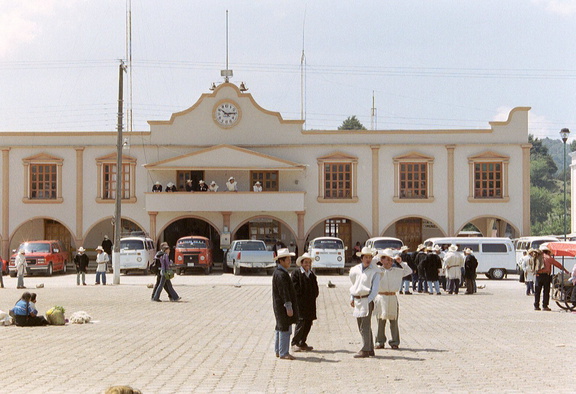 San Cristobal Chamula zocalo 2