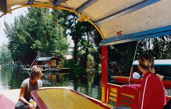 Xochimilco Bas en deense op boot