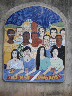 IMG 4139 Mozaiek bij de oude Jail Nooit meer Somoza