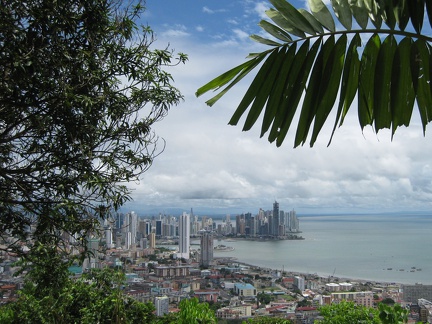 2008 Pan-Col 060 - Uitzicht over Panama City