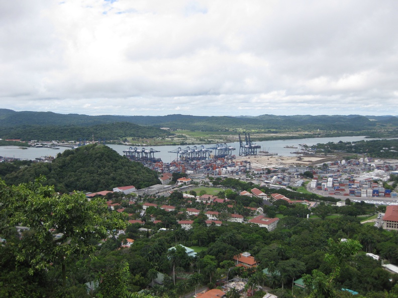 2008 Pan-Col 067 - De haven van Panama City.jpg