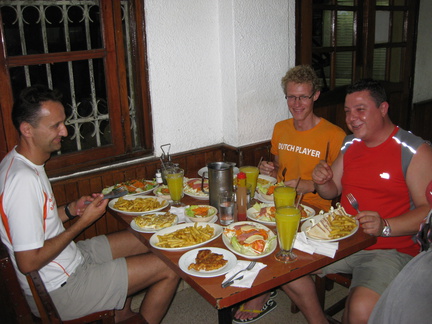 2008 Pan-Col 218 - Een restaurantje waar vooral de kwantiteit wel in orde was