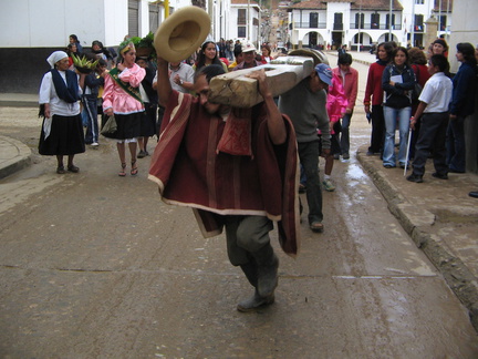 IMG 2177 Lokale processie in Chachapoyas