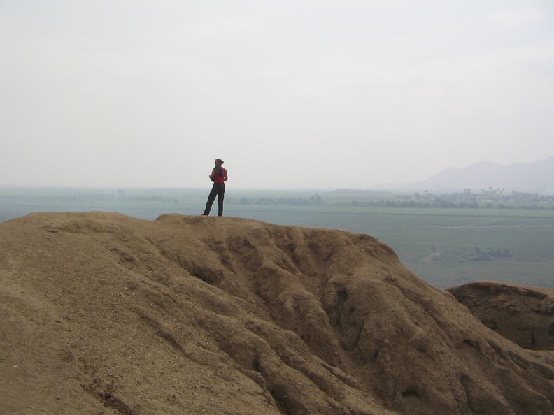 IMG_2100_Bas_bovenop_de_pyramide.jpg