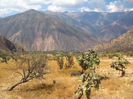 IMG 4179 Het uitzicht tussen Ayacucho en Andahuelas