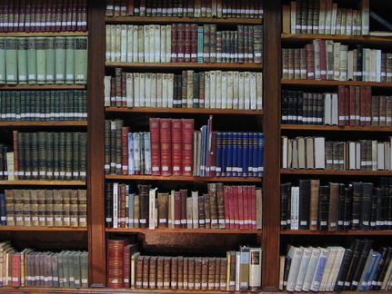 IMG 3774 Bibliotheek met 20000 oude boeken