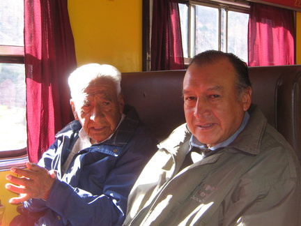 IMG 3937 Twee peruaanse heren rechter was gepensioneerd mijnbouwingenieur