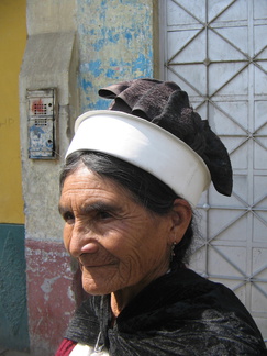 IMG 3878 Mooie oude dame op de Feria Dominical