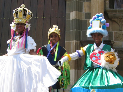 IMG 6588 Kinderen in traditionele kleding Panama City