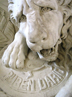 IMG 3912 Het graf van dichter Ruben Dario in de Cathedraal