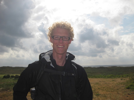 0430 - Eelco in het zonnetje in de duinen bij Den Helder