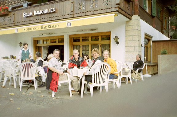 Gstaad Op een terrasje