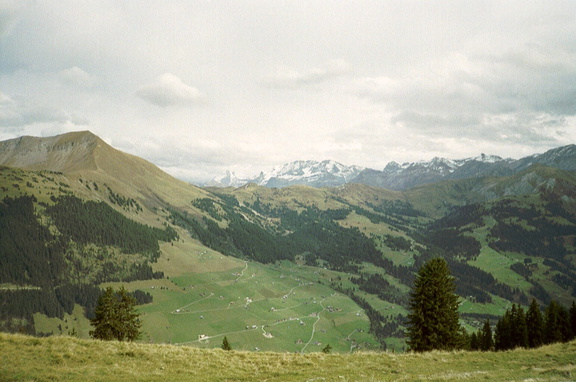 Gstaad Wandeling uitzicht links