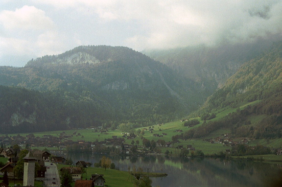 Luzern Meiringen uitzicht vanuit trein