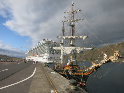 2016-05-21 102414 TresHombres Madeira LaPalma