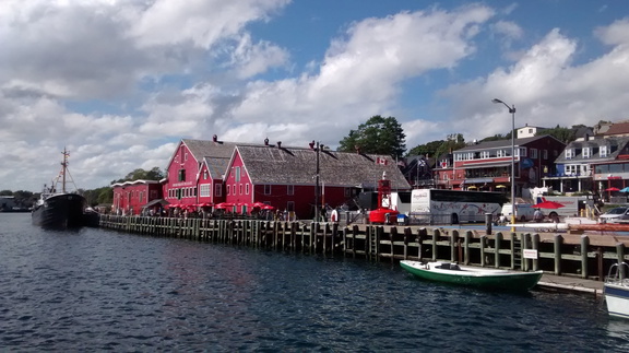 2016-09-07 150338 TresHombres Lunenburg