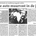 1990-07-09 Typhoon - Met de auto muurvast in de jungle.jpg