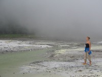 Bas in de mist bij het meer van Alegria