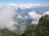 Uitzicht over El Salvador, net voordat de wolken ons het zicht helemaal ontnemen