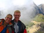 Bas en Eelco, met zicht op Machu Picchu