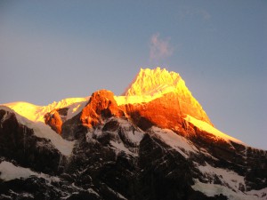 IMG_3216_Cerro_Paine_Grande_bij_zonsopkomst