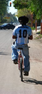 IMG_3766_Maradona_op_de_fiets