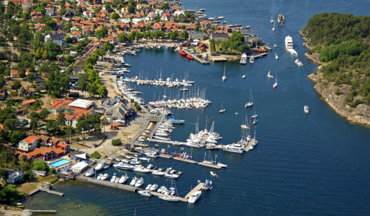 Sandhamn Bay